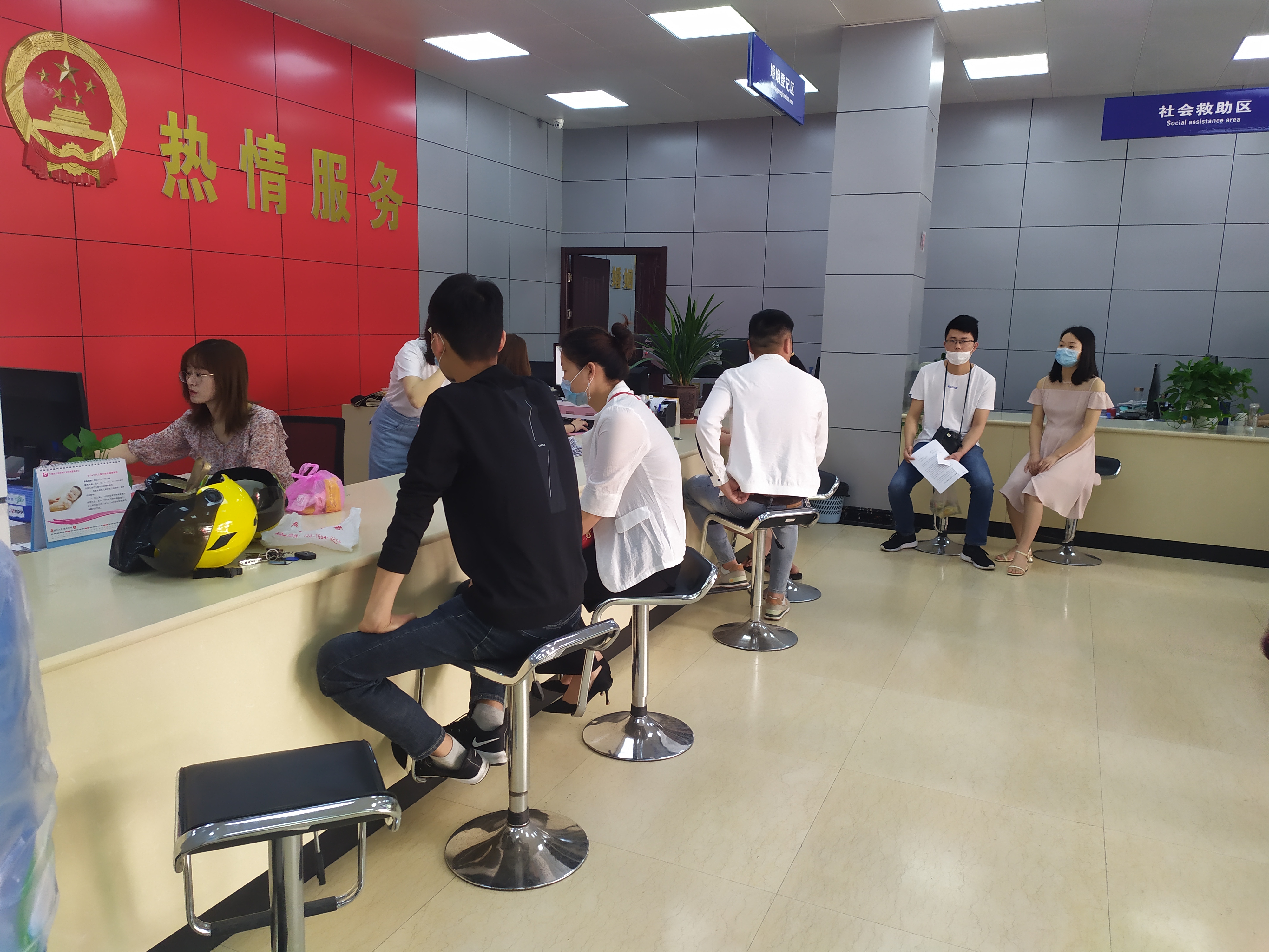 大通区民政局三举措做好高峰日婚姻登记工作