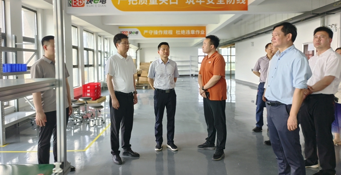 区政协组织开展“重点工业、农水、生态修复项目建设”专项民主监督